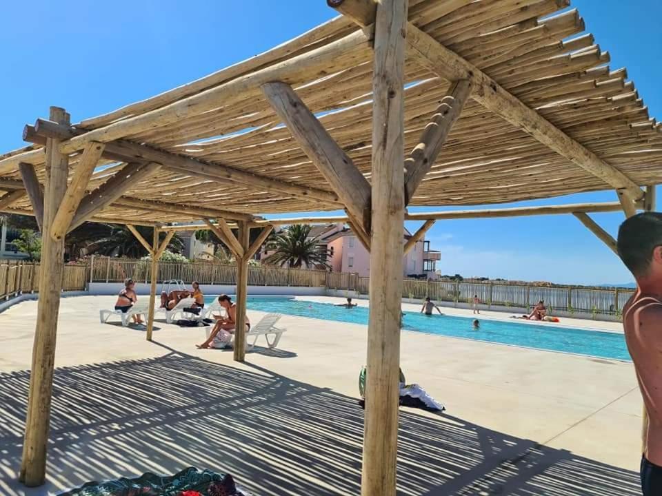 Bel Vue Sur Le Marin Avec Piscine Apartment *